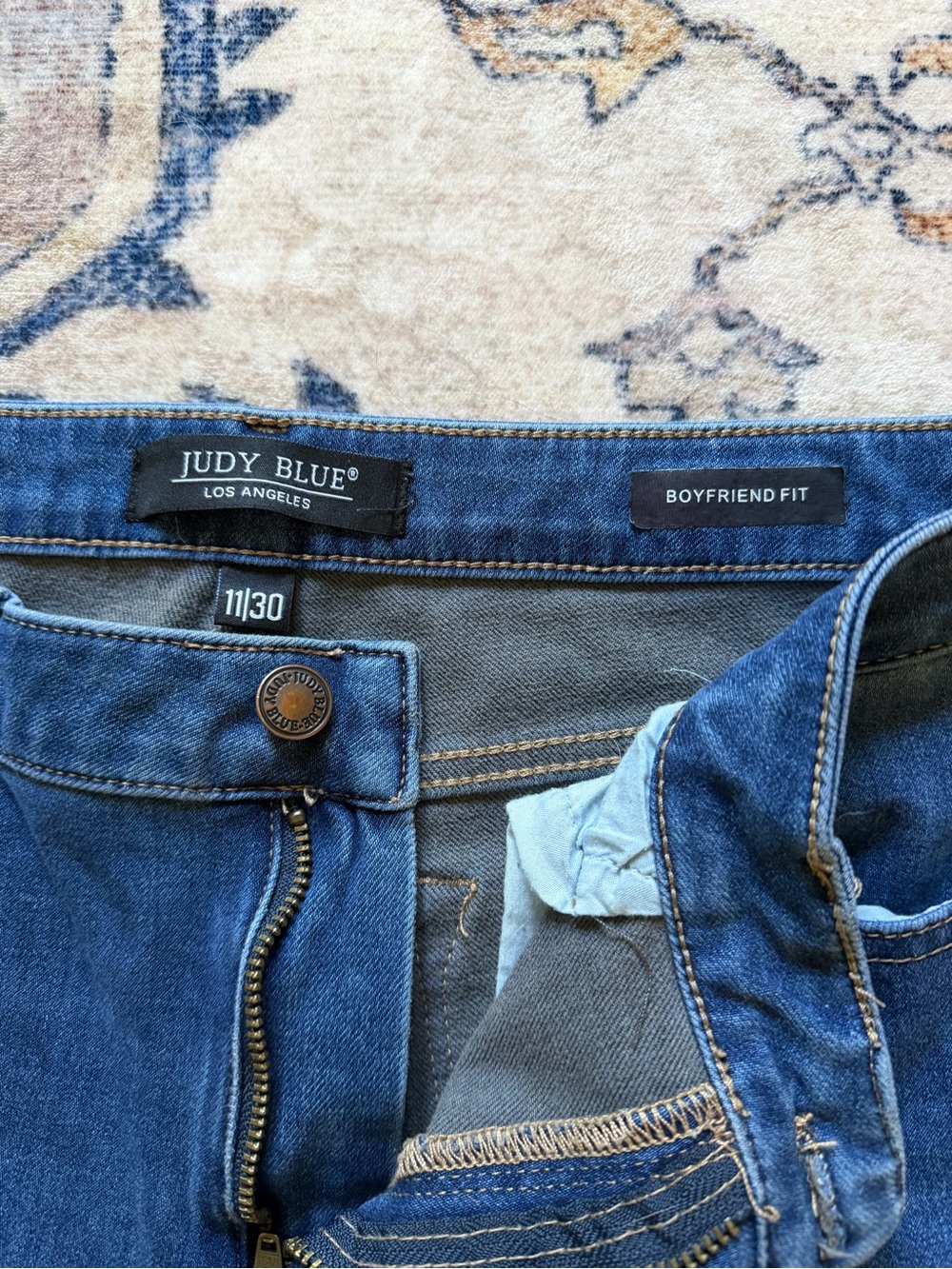Judy Blue Medium Blue Boyfriend Jeans - Picture 2 of 5